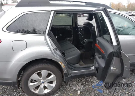 2011 Subaru Outback 3.6R Limited из США, поврежденный, VIN 4S4BRDLC0B2444705